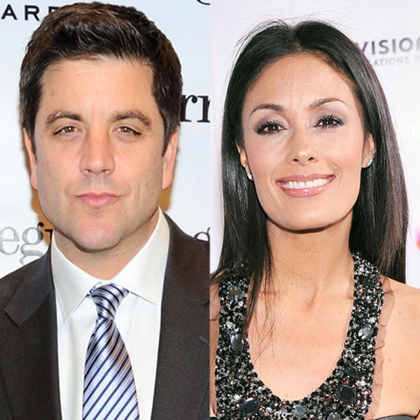 Nbc Sports Josh Elliott And Wabc Tv S Liz Cho Are Married E Online