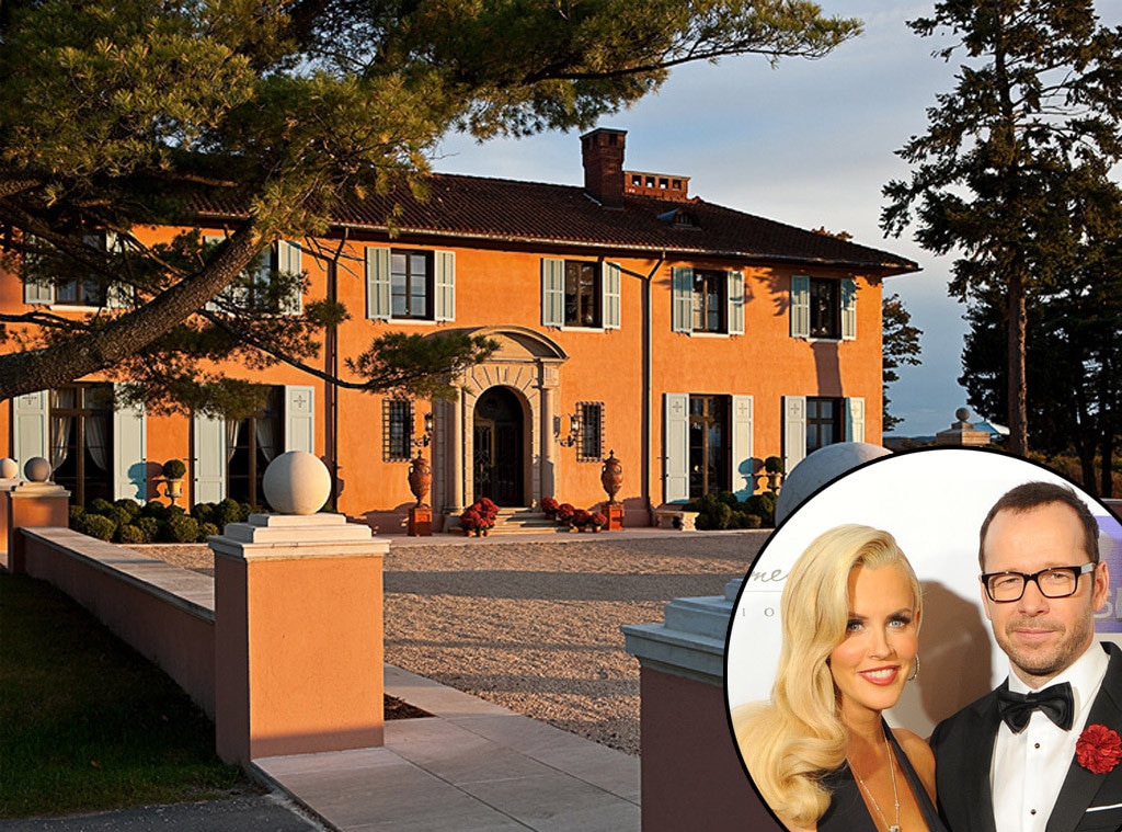 Donnie Wahlberg, Jenny McCarthy, Glenmere Mansion