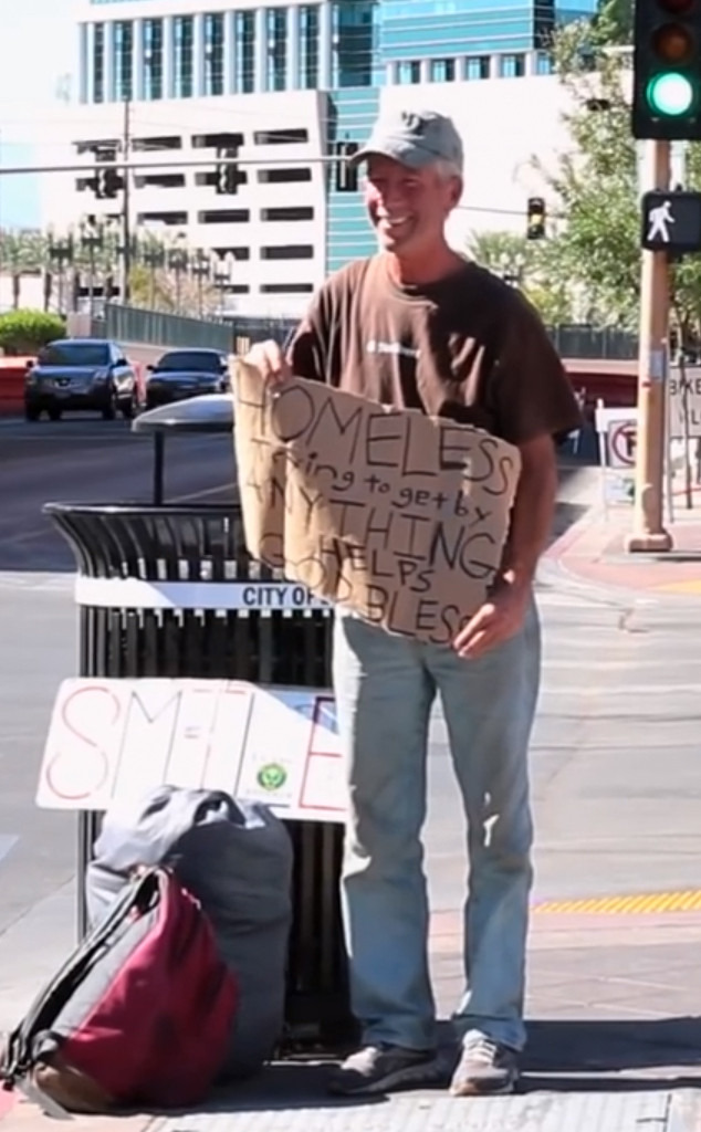 Man Rips Up Homeless Veterans Sign And Then Surprises Him With Something Magical—watch Now E 