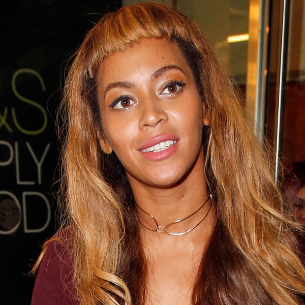 Beyonc s Super Short Bangs New Haircut Or Wig