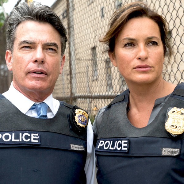 Exclusive! SVU's Benson vs. Peter Gallagher: Round 2! - E ...