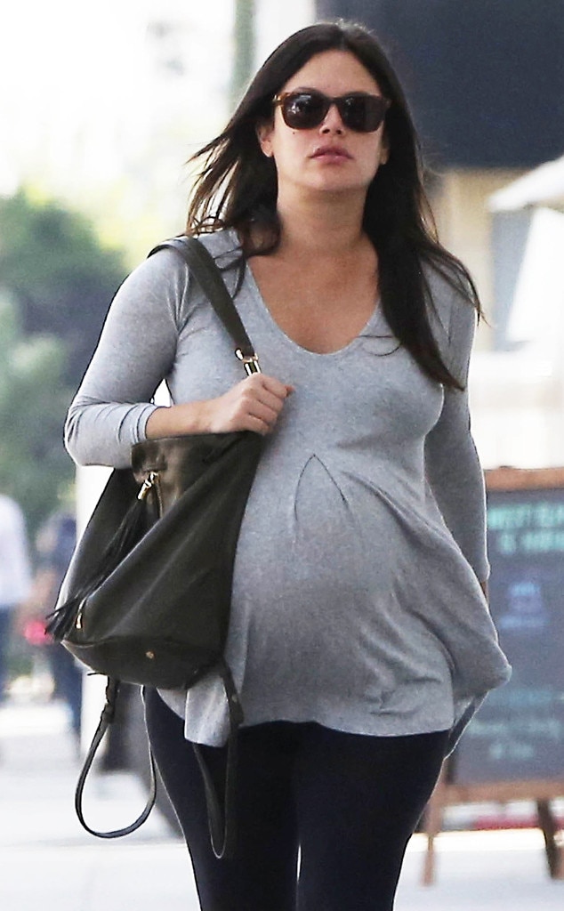 Gray Matter from Rachel Bilson's Pregnancy Style | E! News