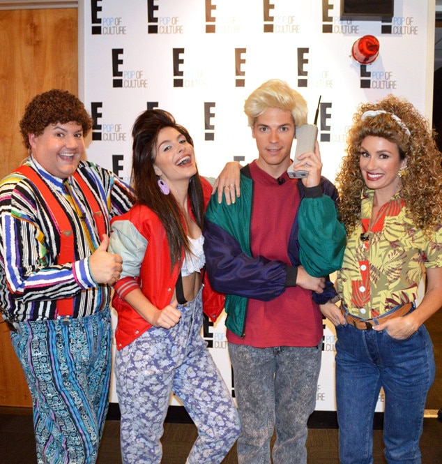 The Live From E Hosts Recreate Saved by the Bell