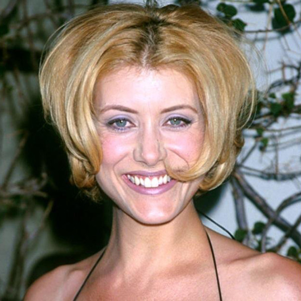 Kate Walsh Shares 90s Picture Of Her Unfortunate Haircut E Online