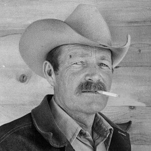 Marlboro Man Darrell Winfield Dies At 85 | E! News