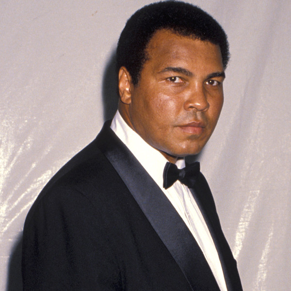 Muhammad Ali S Funeral Attended By Will Smith Mike Tyson More E Online