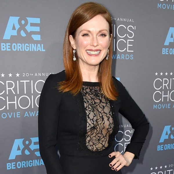 Why Is Julianne Moore Apologizing to Marion Cotillard? - E! Online