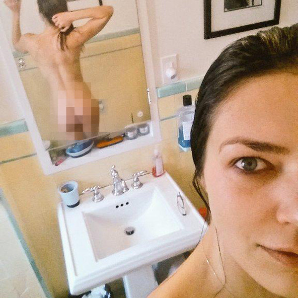 Adrianne Curry Shares Naked Bathroom Selfie: See the Sexy Pic!