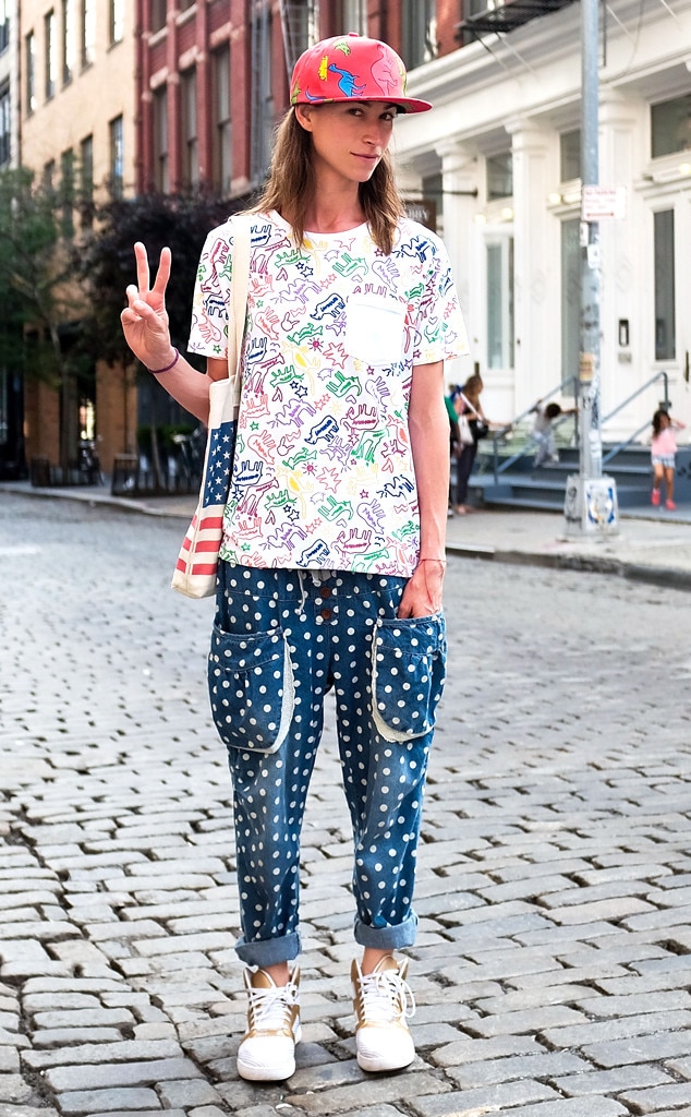 denim shirt street style