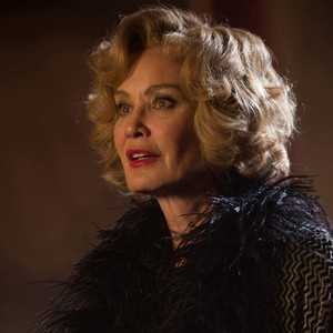 Ahs Stars Pay Tribute To Jessica Lange E News