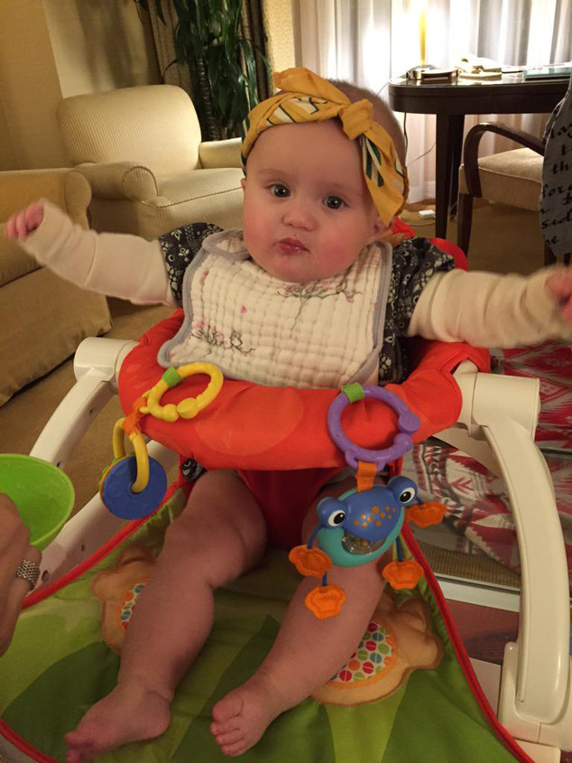 Kelly Clarkson, River, Twitter