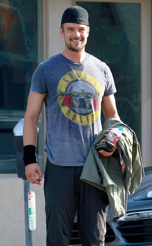 Josh Duhamel Hilariously Calls Out ''Nut Job'' Paparazzi for Sneaky ...