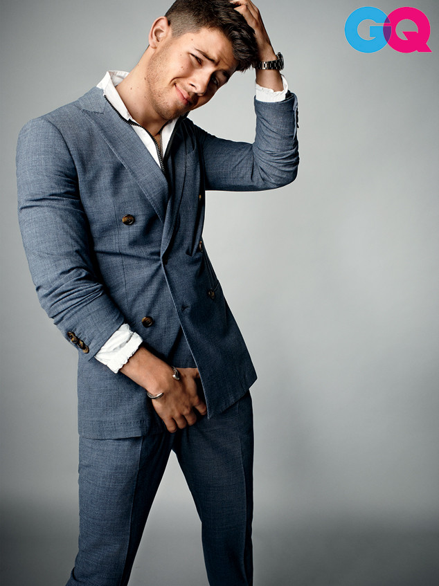 Nick Jonas Grabs His Crotch for the 1,000th Time, Talks ...