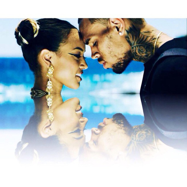 Chris Brown lan??a clipe de Autumn Leaves com namorada E! Online Brasil