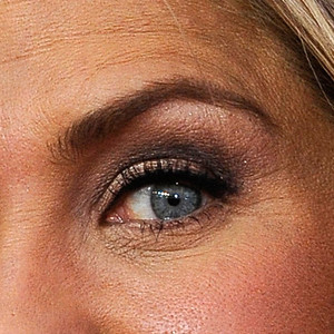Why Jennifer Aniston Will Never Bleach Her Eyebrows Again ...