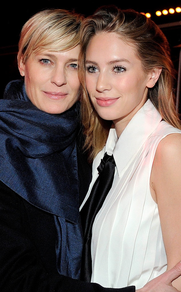 Robin Wright And Dylan Penn From The Big Picture Today S Hot Photos E