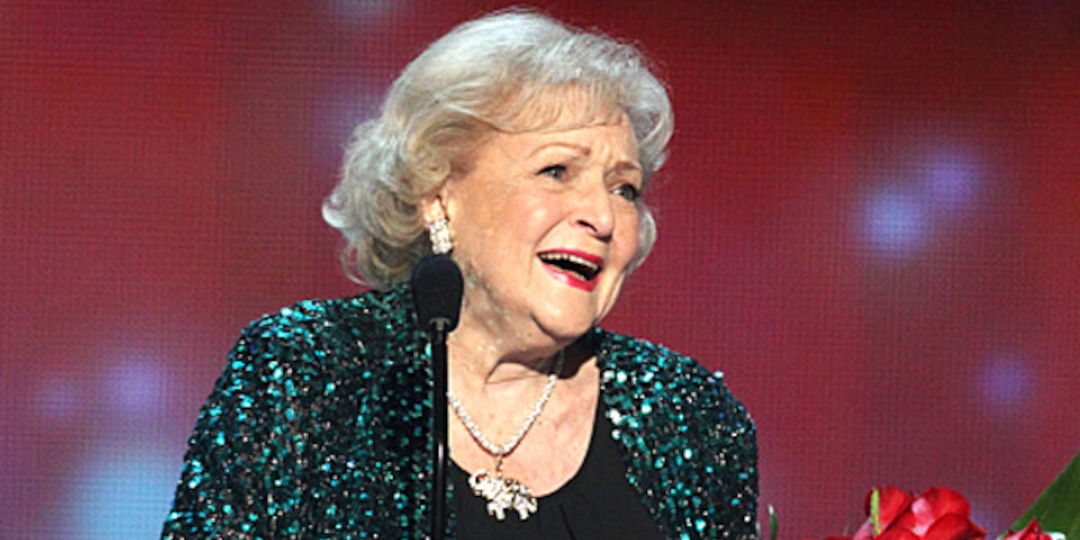 David Boreanaz Recalls Betty White’s Unfiltered First Words: “Holy S S I Want to F U You” 2 Betty White's Surprising New TV Role Revealed!