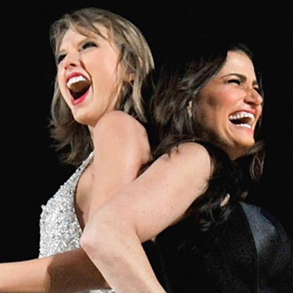 Taylor Swift & Idina Menzel Sing Frozen's ''Let It Go'' E! Online