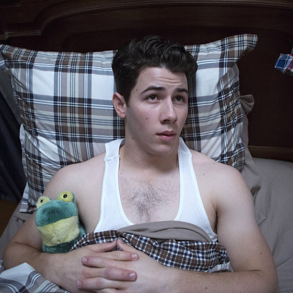 Nick Jonas Is Back On Scream Queens And Murdering Via Fryer E Online