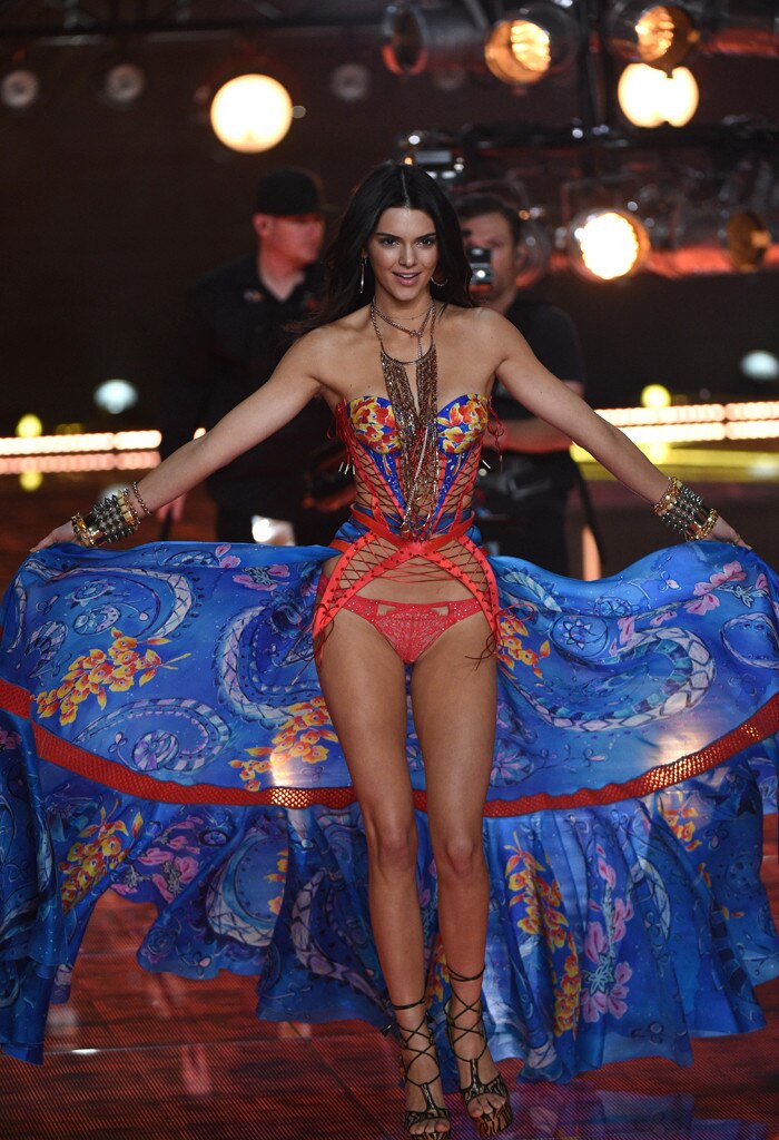 Kendall Jenner, Victoria's Secret Fashion Show Runway