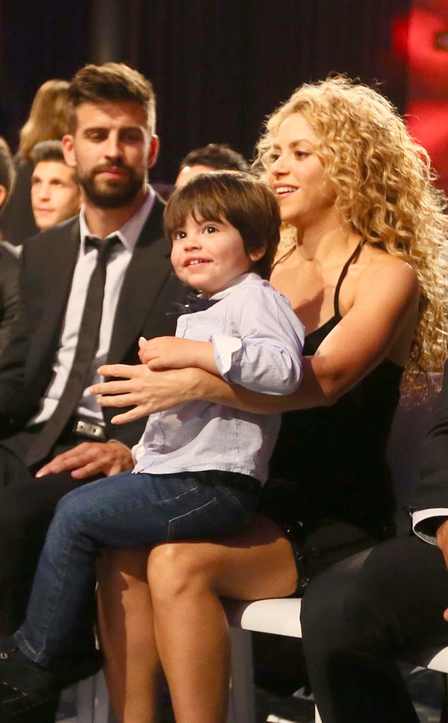 Shakira, Gerard Pique & Milan from The Big Picture: Today's Hot Photos ...