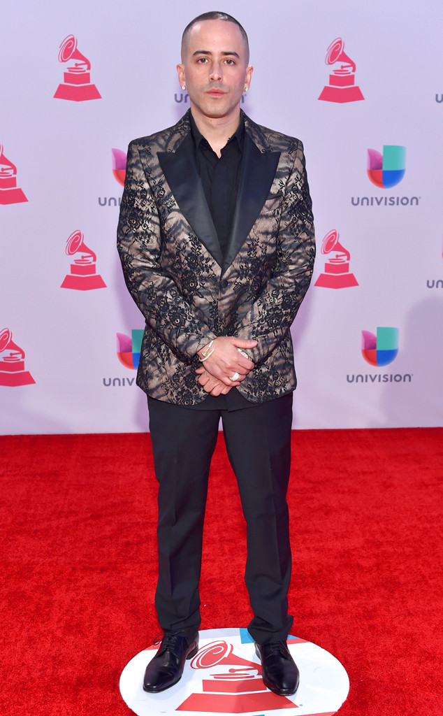 Yandel from 2015 Latin Grammy Awards Red Carpet Arrivals | E! News