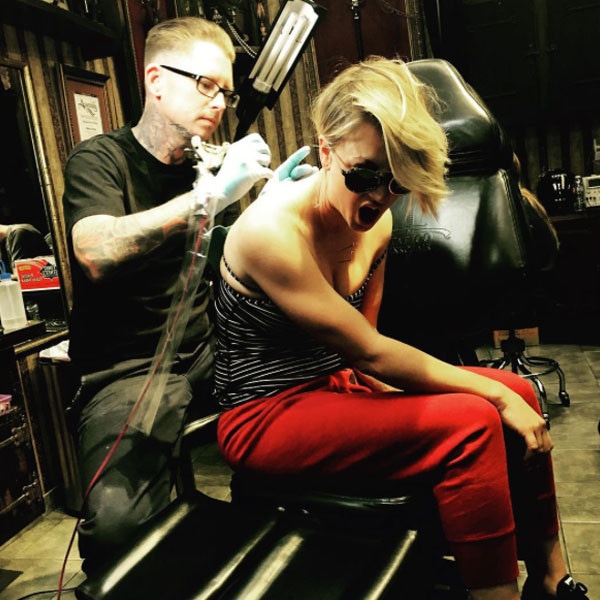 Kaley Cuoco, Instagram, Tattoo