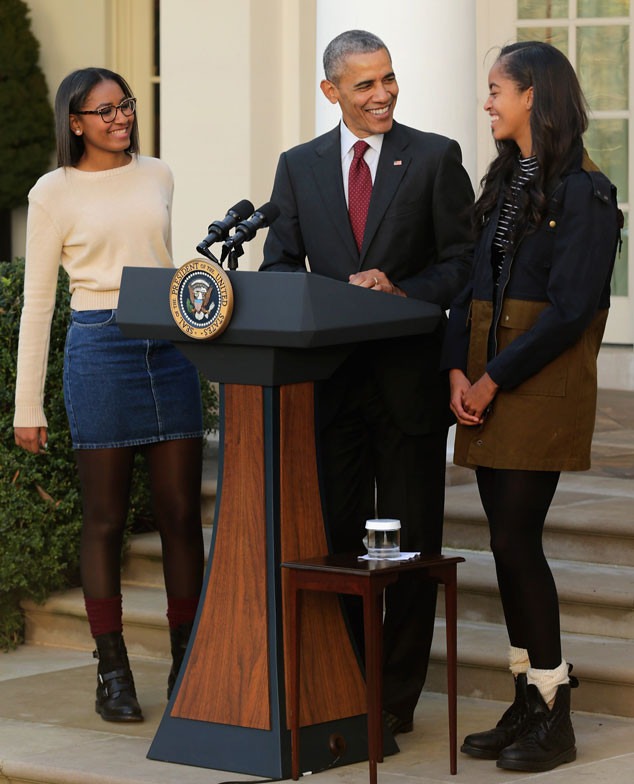 Sasha And Malia Obama Offer Up Thanksgiving Outfit Inspiration At The