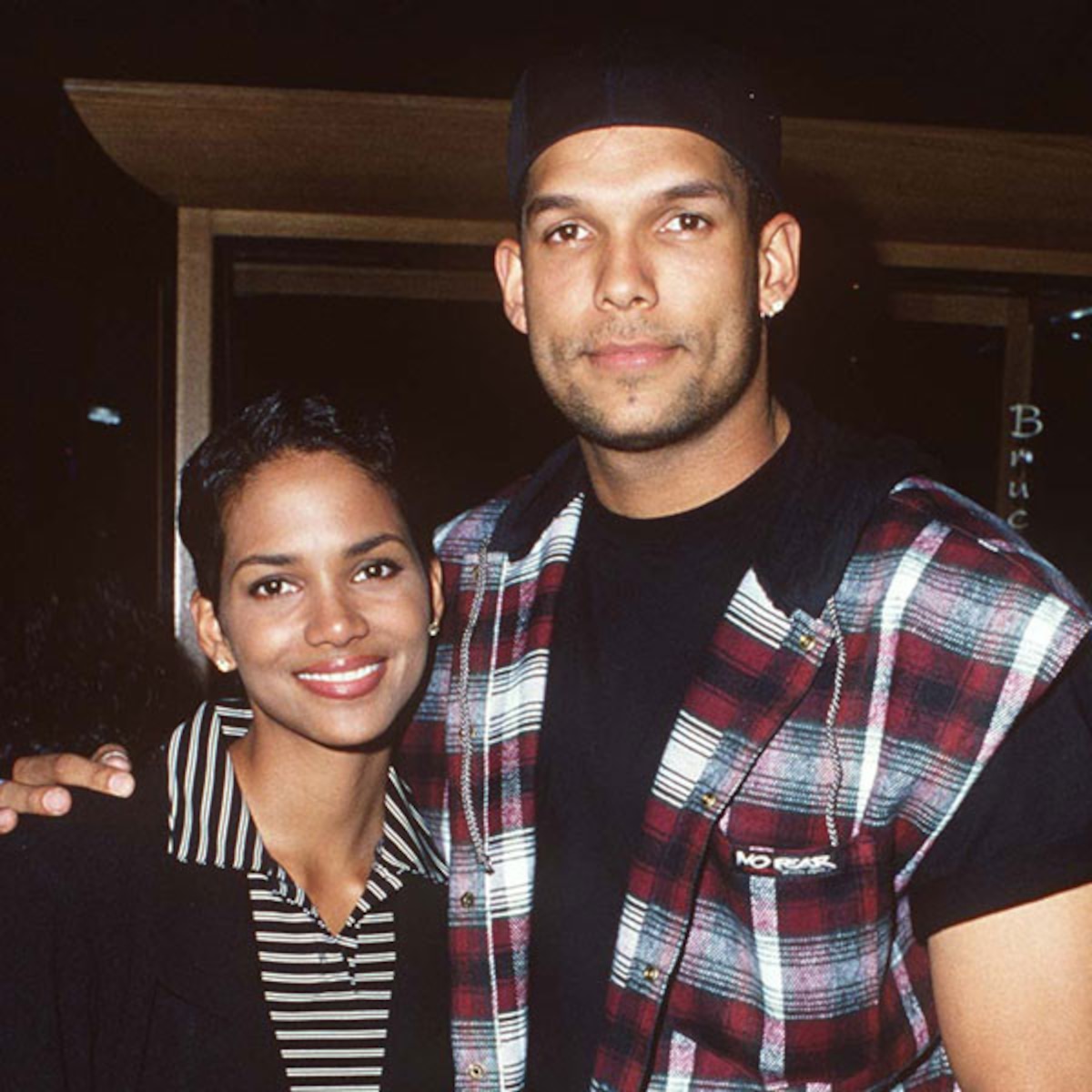 Halle Berry S Ex Husband David Justice Backtracks After Twitter Rant E Online Halle Berry S Ex Husband David Justice Backtracks After Twitter Rant E Online