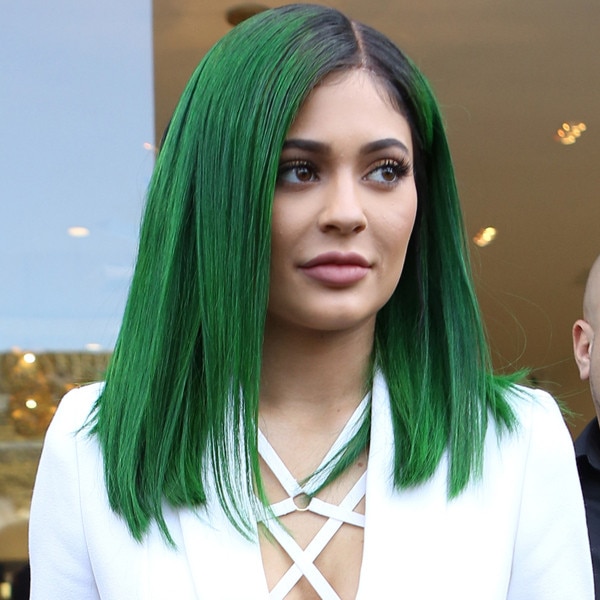 16 Amazing Dark Green Hair Color Ideas for Dark Skin - Hair Everyday Review