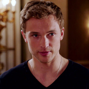 Prince Liam Gives Queen Helena The Cold Shoulder—watch The Clip