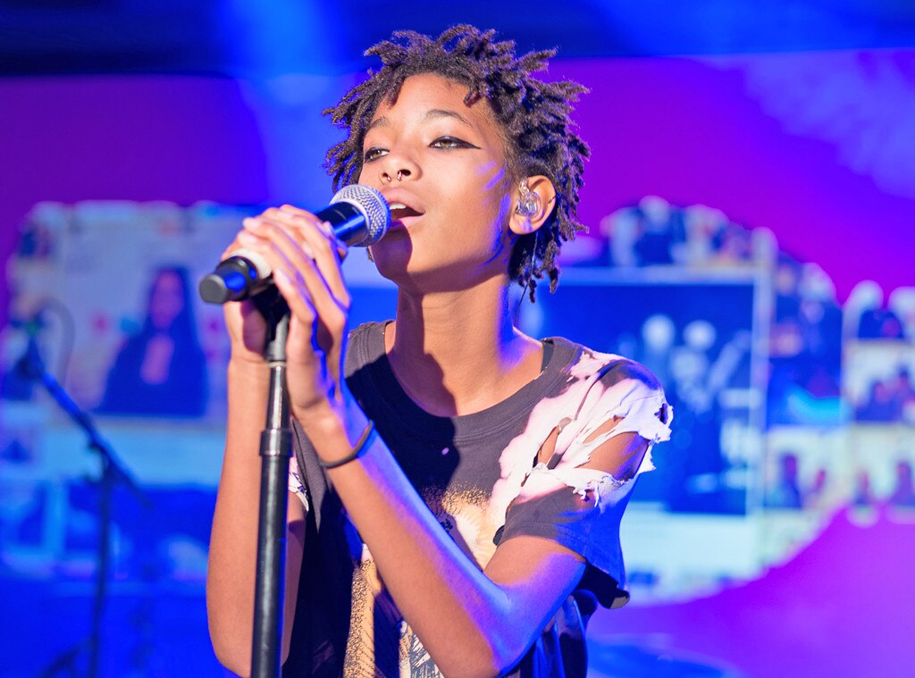 Willow Smith everything stays lyrics