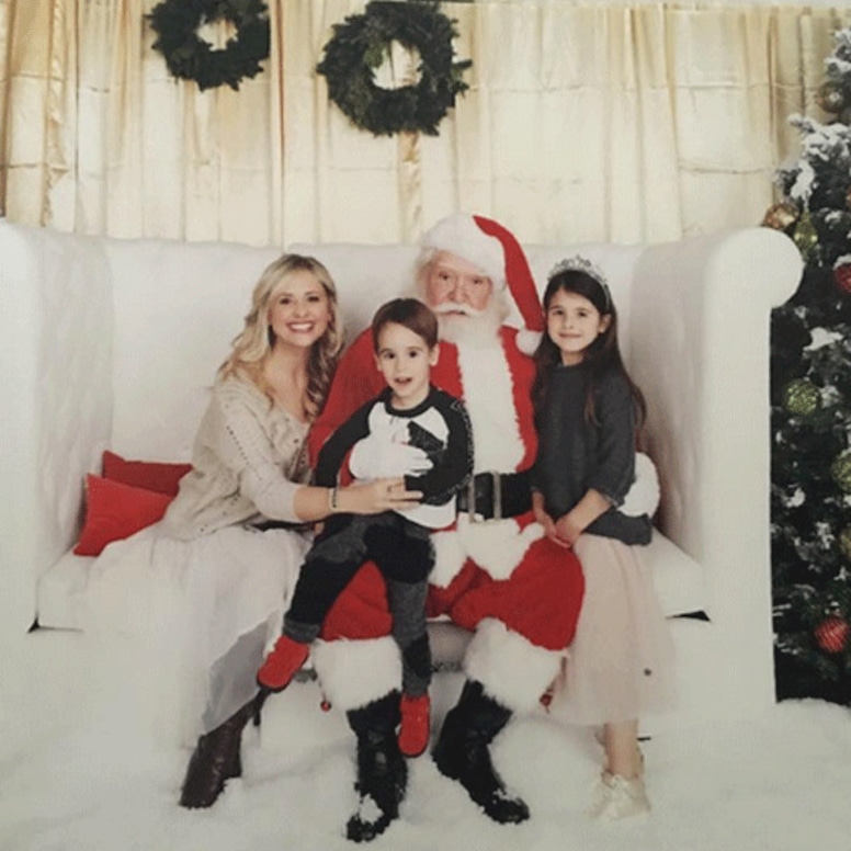 Sarah Michelle Gellar, Santa, Christmas 2015