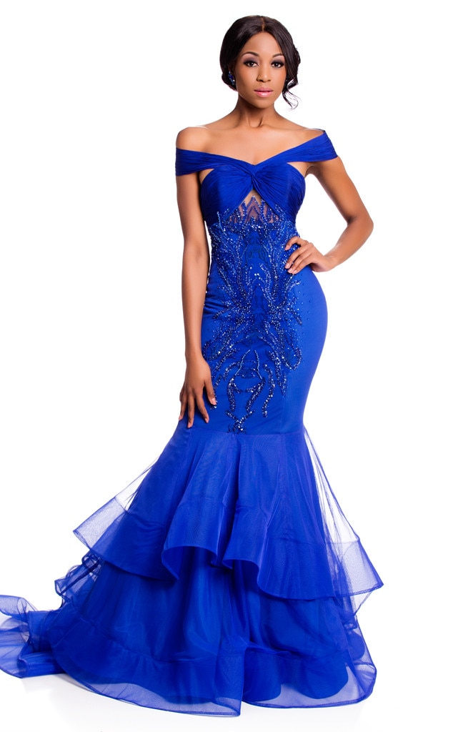 Miss South Africa from 2015 Miss Universe Contestants in Evening Gowns