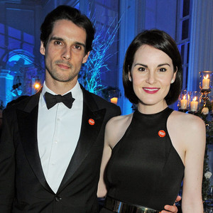 Michelle Dockery Mourns Fiancé , Sings at His Funeral | E ...