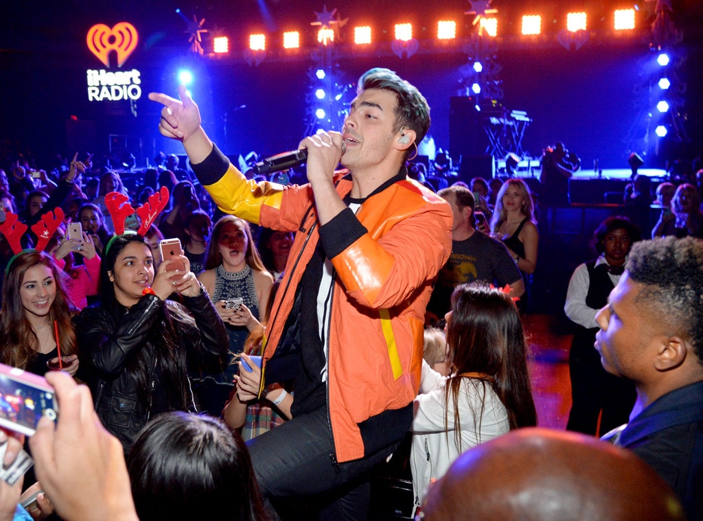 Joe Jonas from Musicians Performing Live on Stage E! News