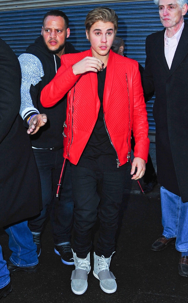 Justin Bieber Red Vest - Justin's Believe Tour Outfits