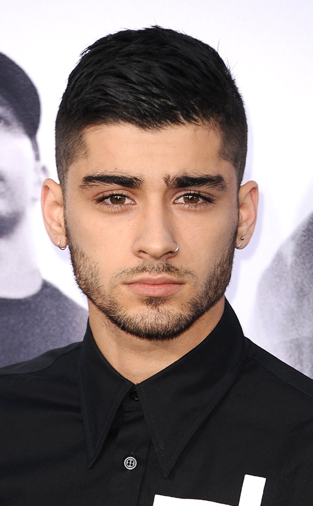 Zayn Malik reveals he was detained by US officials at airport for THREE  hours during One Direction tour - Mirror Online