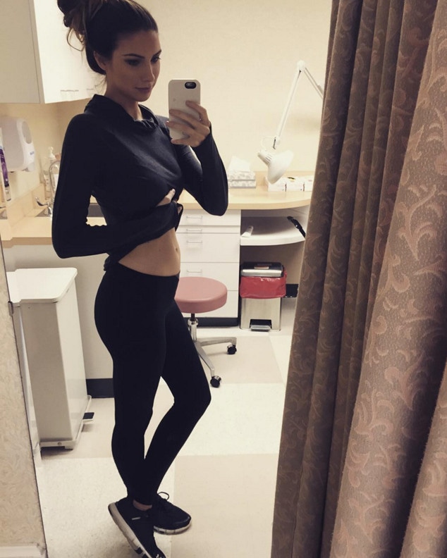 Katherine Webb, Who's Almost 5 Months Pregnant, Shows Off Tiny Bump
