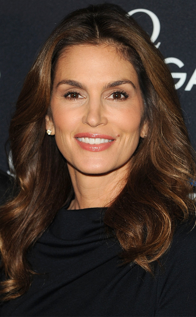 Cindy Crawford Is Unretouched In Leaked Marie Claire Photo E Online Uk