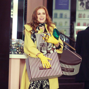 11 Signs You're Addicted to Shopping | E! News