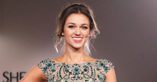 Sadie Robertson writes about models being mean to her in 