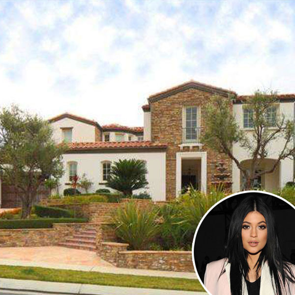 Leaving the Nest! Kylie Jenner Buys $2.7 Million Mansion - E! Online - AU