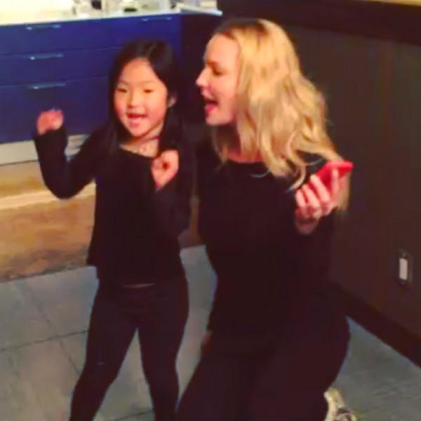 Katherine Heigl's Daughter Naleigh Dances to Taylor Swift, Gets a "Fancy Haircut" Alongside ...