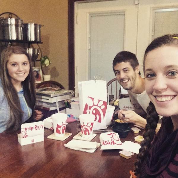 Jill M Dillard, Instagram