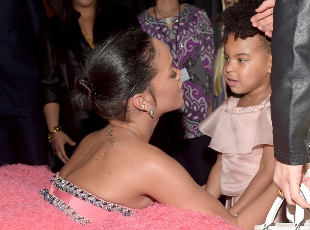 Look: RiRi & Blue Ivy Have a Sweet Moment Backstage at Grammys