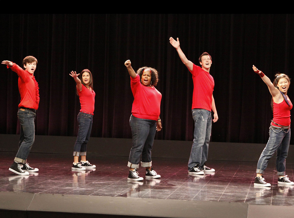 Glee: Post sharing show's most 'unhinged' performances goes viral on 13th  anniversary