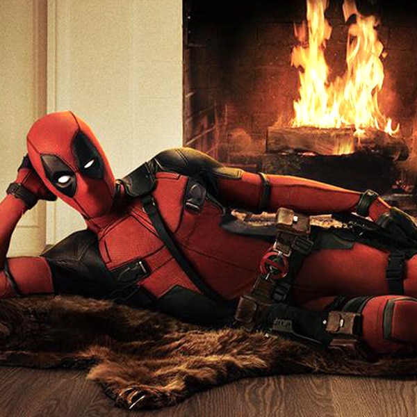 Ryan Reynolds Ready to Seduce You in Deadpool Costume�Look!