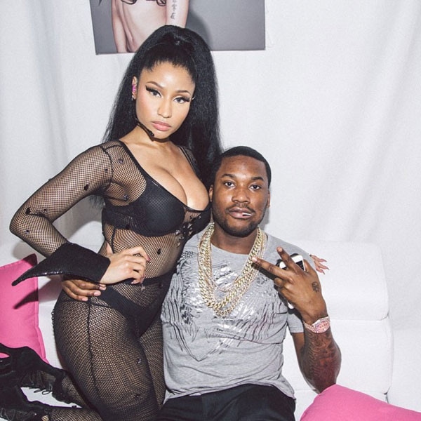 Nicki Minaj & Meek Mill Really Need to Get a Room! Nicki Minaj & Meek Mill Really Need to Get a Room!
