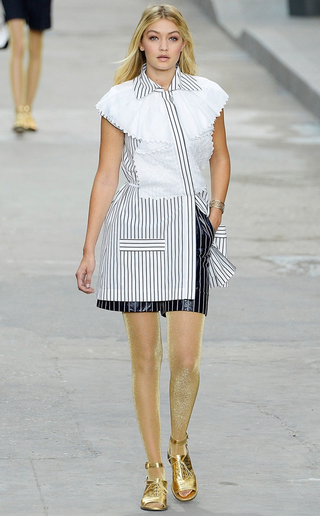 Chanel Spring 2015 from Gigi Hadid auf dem Laufsteg | E! News Australia